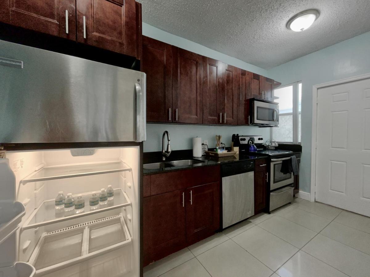 Marlins Park Suites - Apartment 4 - Cafe Colada Suite ไมอามี ภายนอก รูปภาพ