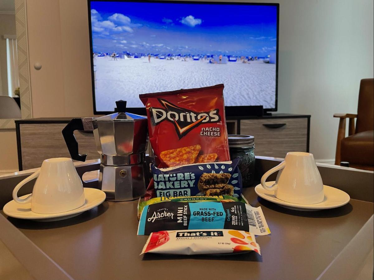 Marlins Park Suites - Apartment 4 - Cafe Colada Suite ไมอามี ภายนอก รูปภาพ